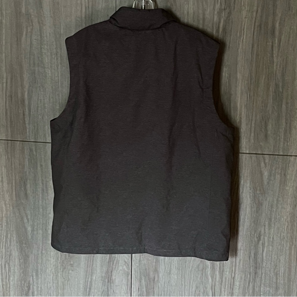 32 Degrees vest - Picture 4 of 9